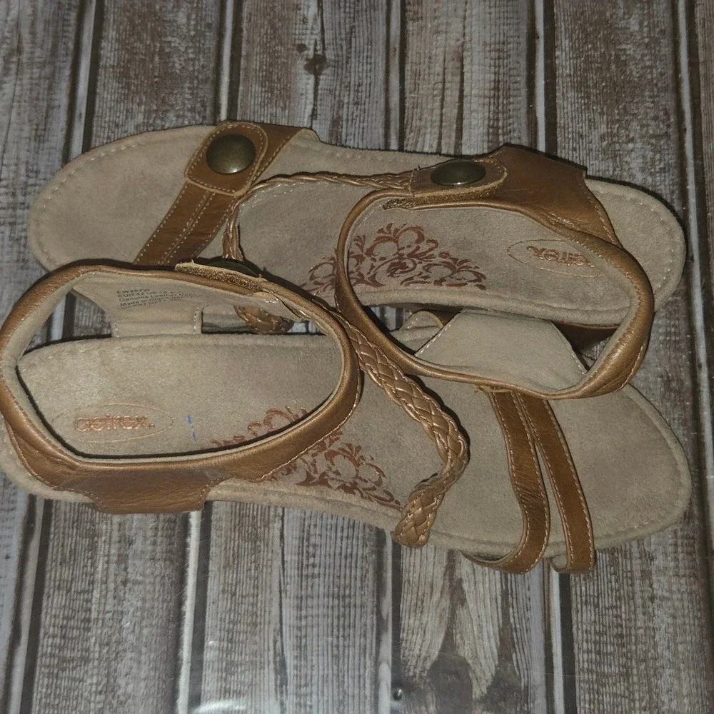 Sz 10.5-11 Aetrex Naya Brown Leather Braided Comfort Wedge Sandals VGUC!